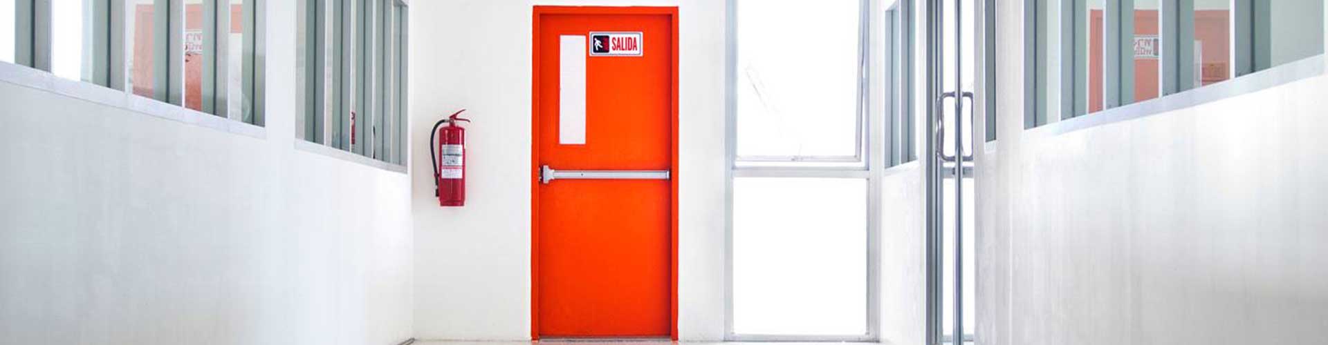 Puertas cortafuegos: Qué son y todo lo que debes saber