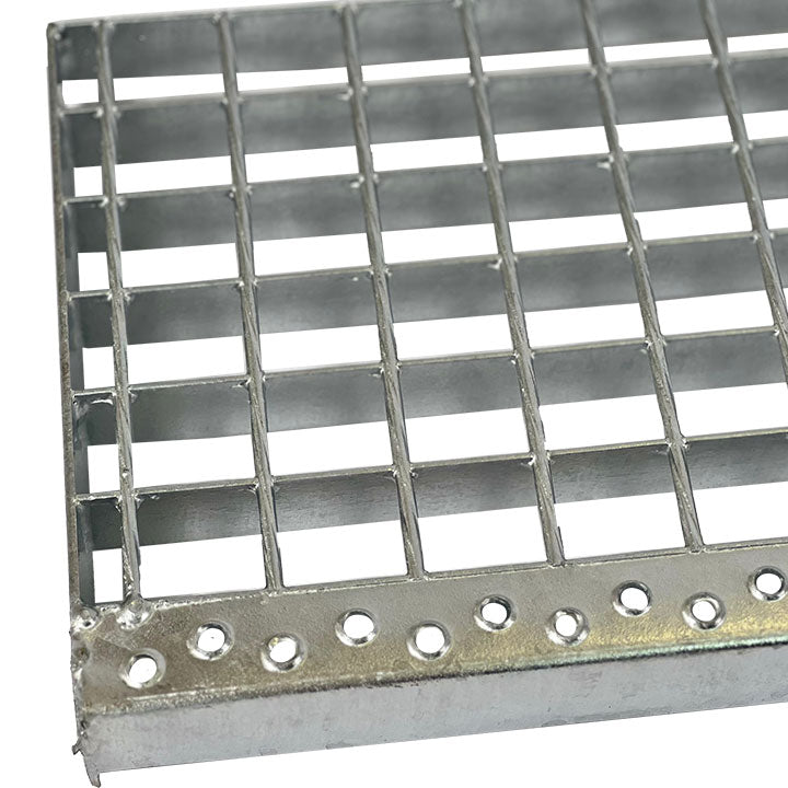 Peldaño tramex con antideslizante y pletina con varilla 30x2